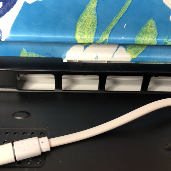 Blue Floral UV Phone Sanitizer Disinfectant - Picture 6 of 6